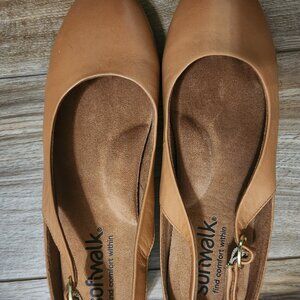 Comfortview Tan Slingbacks